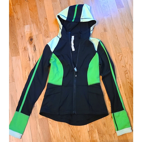 Lululemon Studio Surf Jacket Size 6 Black / Faded Zap / Frond - Picture 15 of 16